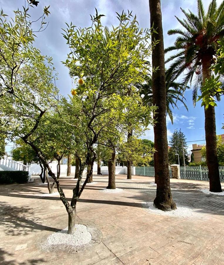 Los Almendros - Free Parking Cordoba Exterior photo